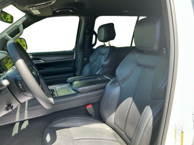 2023 Jeep Wagoneer L Series II