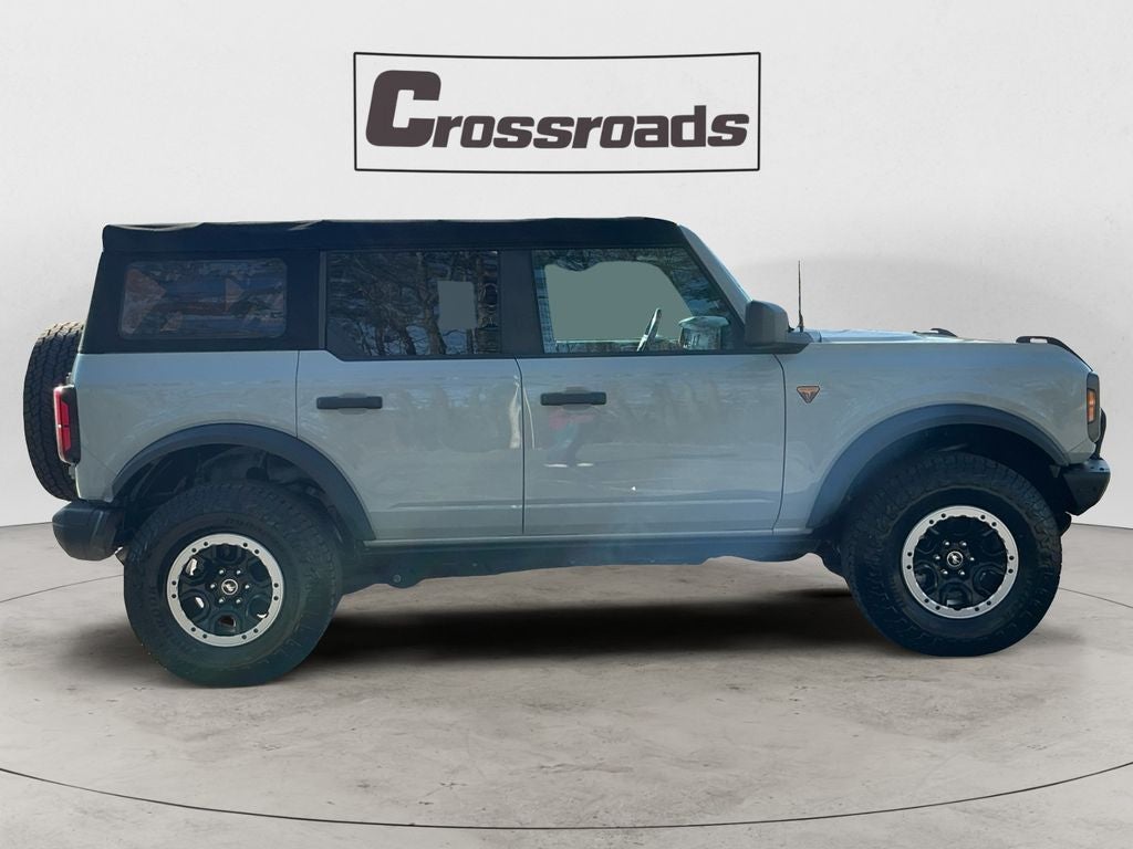 2021 Ford Bronco Base