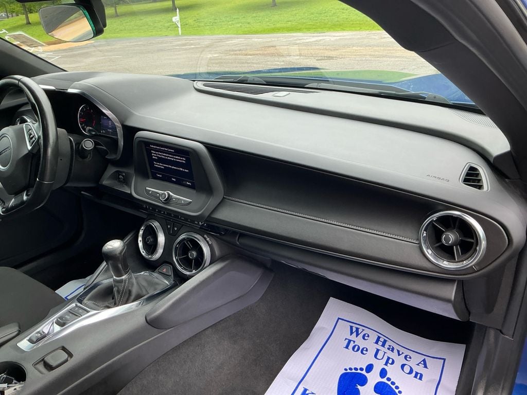 2021 Chevrolet Camaro 1LS