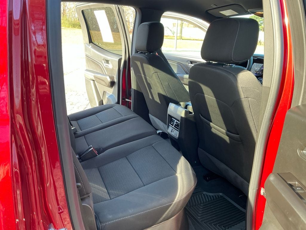 2025 Chevrolet Colorado WT/LT