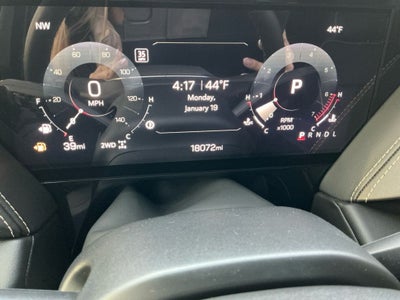 2025 GMC Yukon Elevation