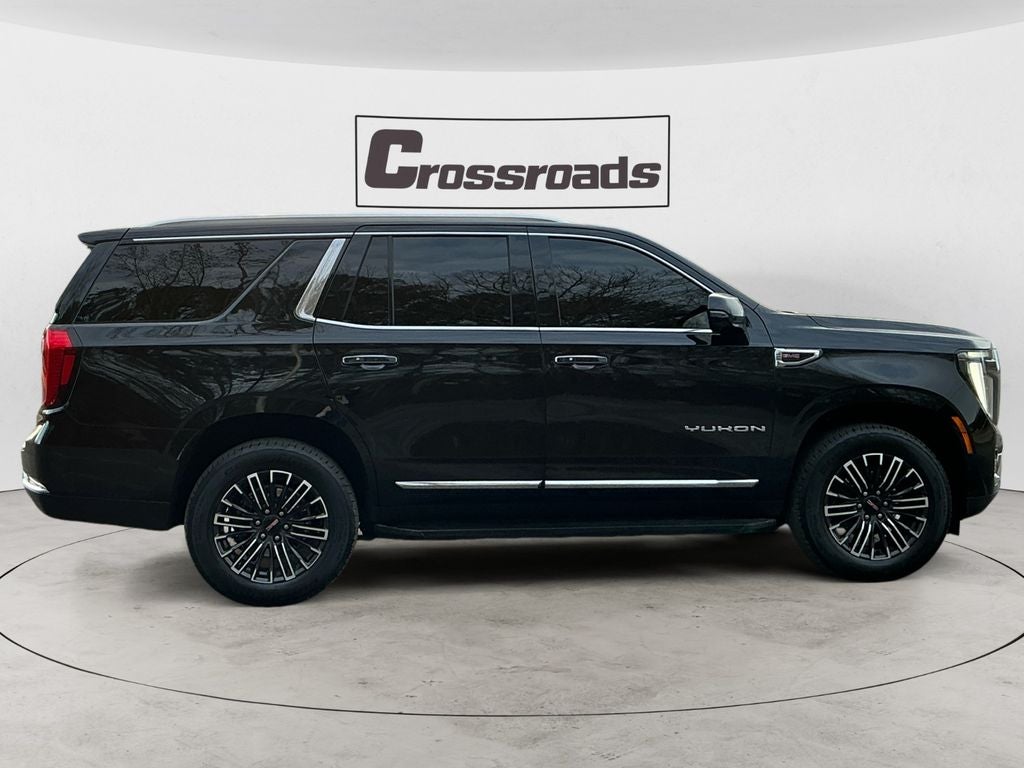 2025 GMC Yukon Elevation