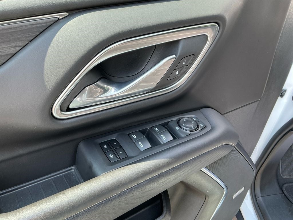 2024 GMC Yukon XL SLT