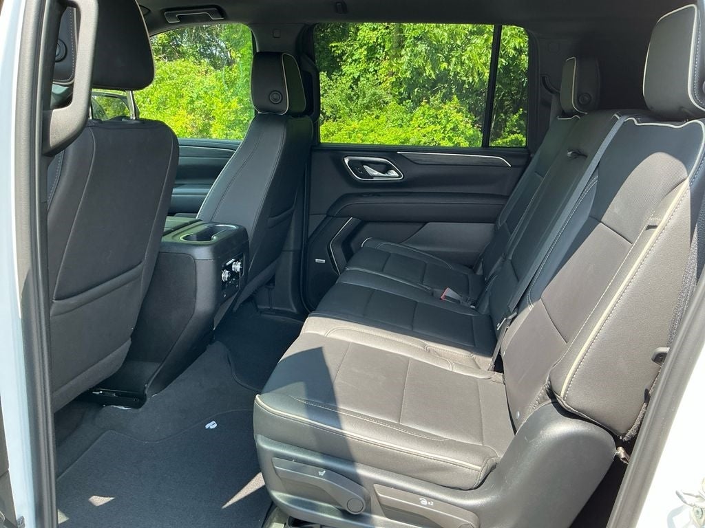 2024 GMC Yukon XL SLT