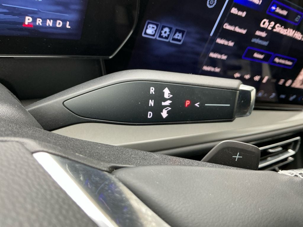 2024 Chevrolet Traverse LS