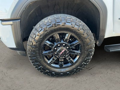 2025 GMC Sierra 2500 HD AT4