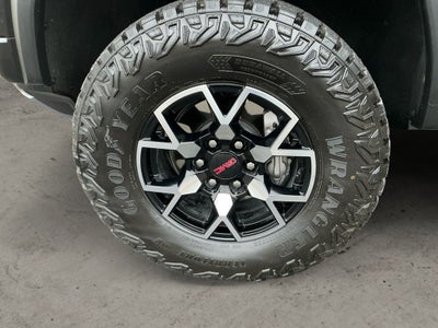 2024 GMC Canyon AT4X