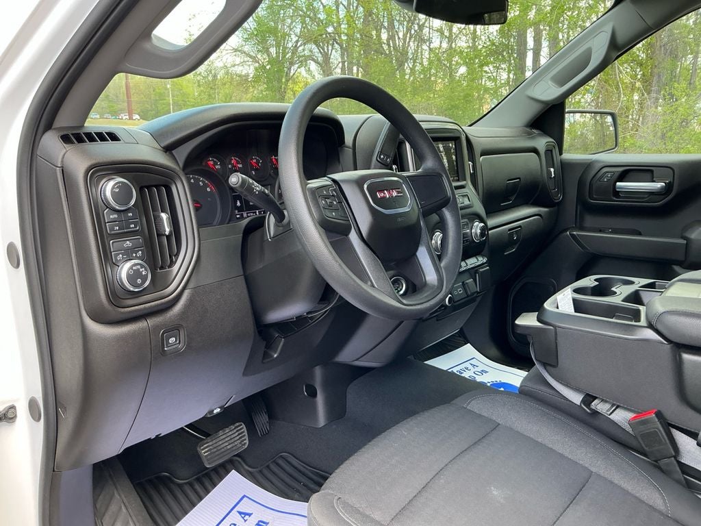 2025 GMC Sierra 1500 Pro