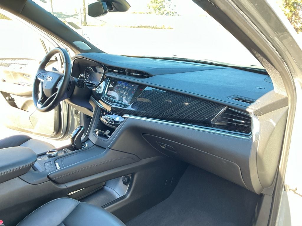 2025 Cadillac XT6 Premium Luxury