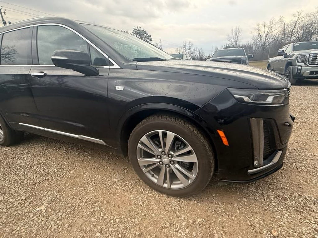 2023 Cadillac XT6 Premium Luxury