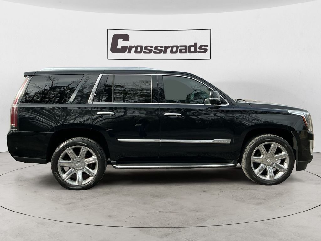 2019 Cadillac Escalade Luxury