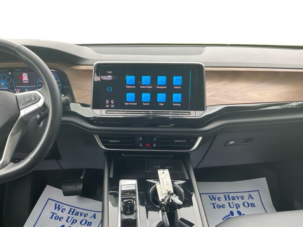 2024 Volkswagen Atlas 2.0T SE w/Technology