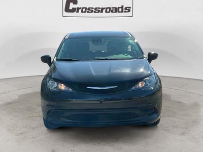 2024 Chrysler Voyager LX