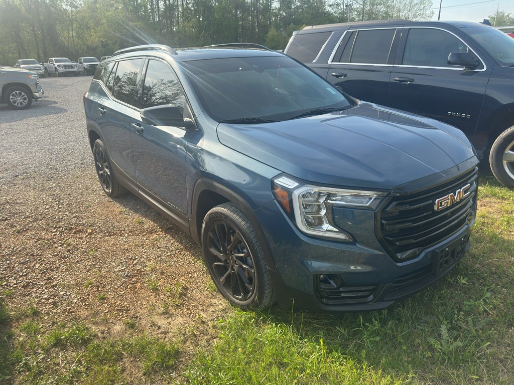 2024 GMC Terrain SLT