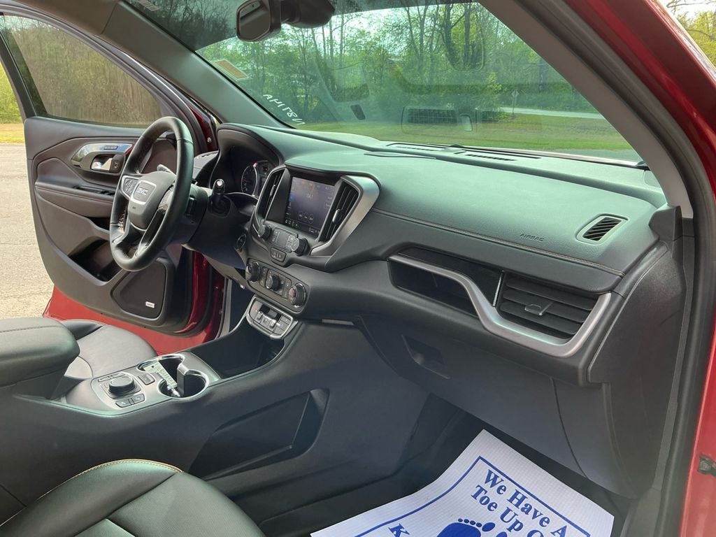 2024 GMC Terrain AT4