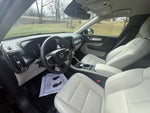 2021 Volvo XC40 Momentum